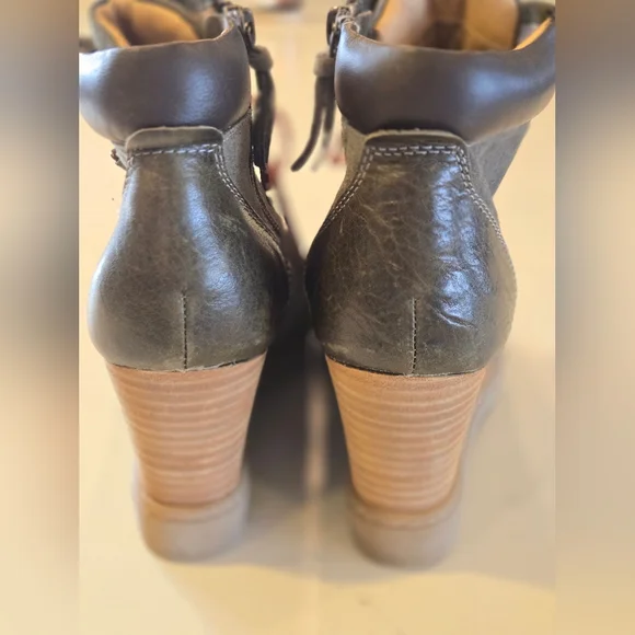 Sofft Underlyn wedge boots size 8 excellent condition - Picture 6 of 13